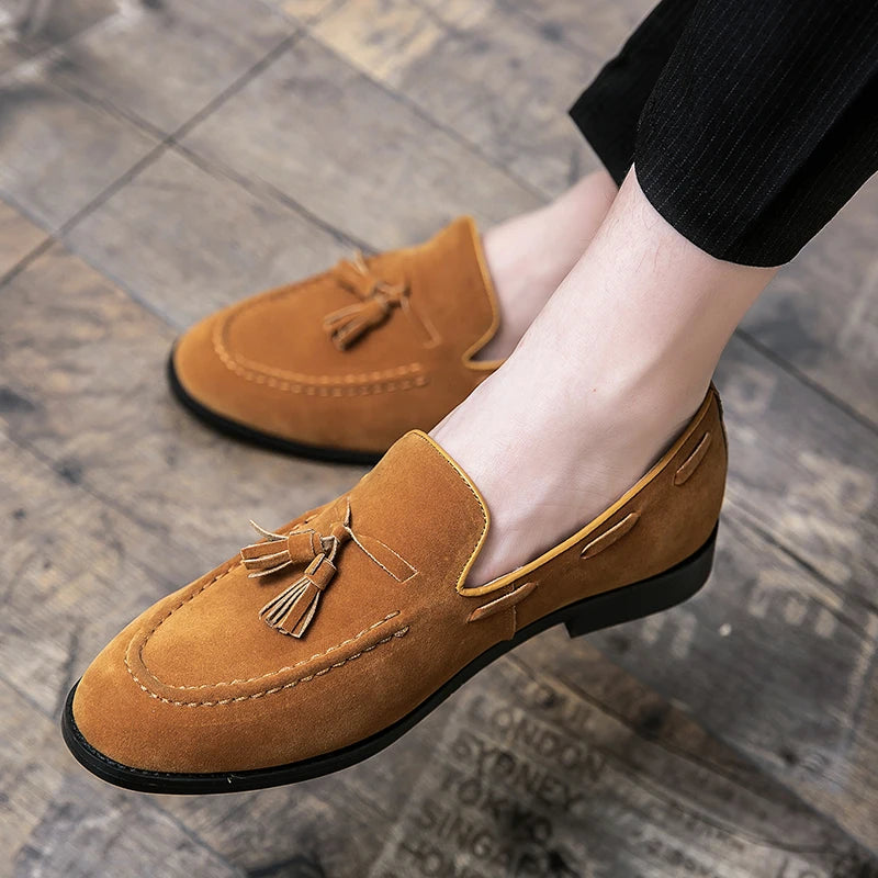 2025 New Spring Soft Suede Loafers for Men Tassel Slip On Leather Casual Shoes Yellow Moccasins Classic Business Shoes Luxury