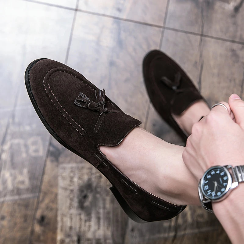 2025 New Spring Soft Suede Loafers for Men Tassel Slip On Leather Casual Shoes Yellow Moccasins Classic Business Shoes Luxury