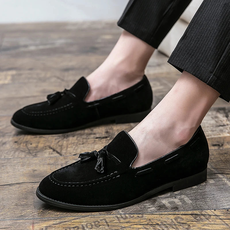 2025 New Spring Soft Suede Loafers for Men Tassel Slip On Leather Casual Shoes Yellow Moccasins Classic Business Shoes Luxury