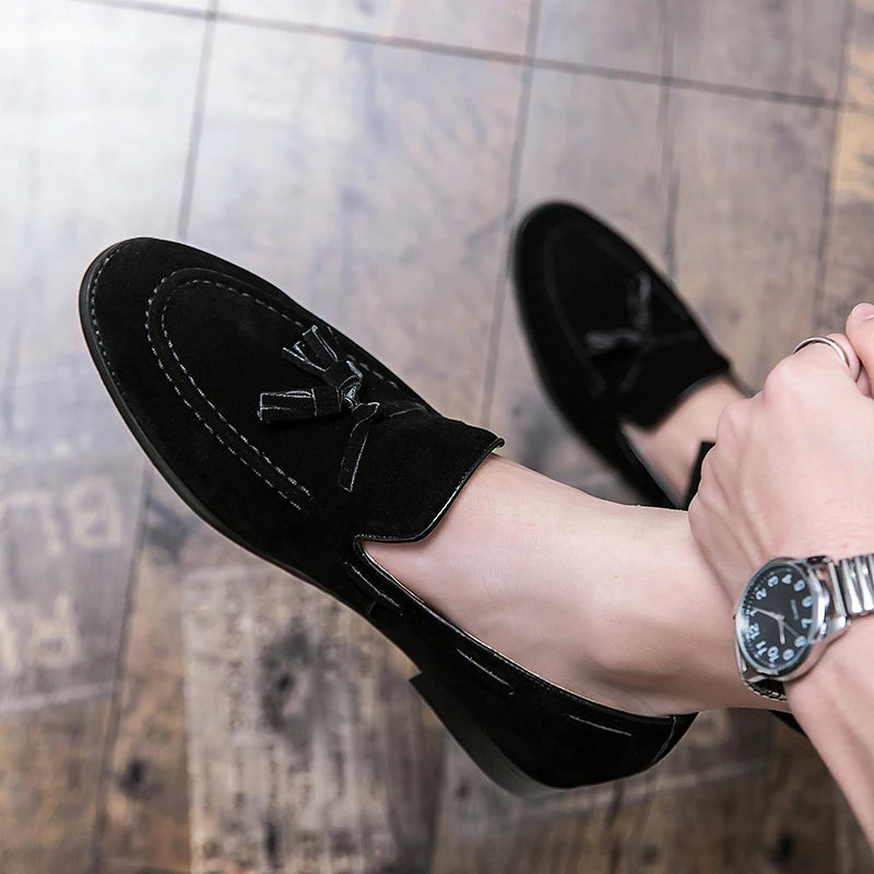 2025 New Spring Soft Suede Loafers for Men Tassel Slip On Leather Casual Shoes Yellow Moccasins Classic Business Shoes Luxury