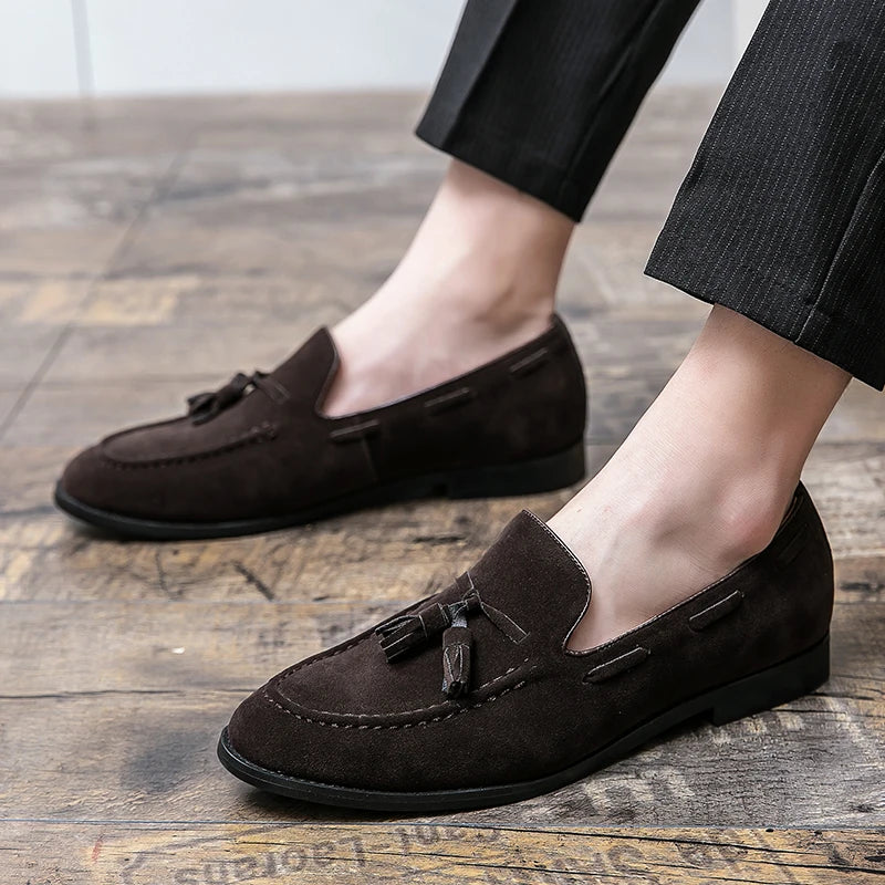 2025 New Spring Soft Suede Loafers for Men Tassel Slip On Leather Casual Shoes Yellow Moccasins Classic Business Shoes Luxury