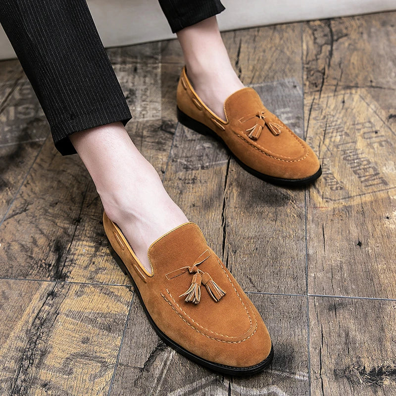 2025 New Spring Soft Suede Loafers for Men Tassel Slip On Leather Casual Shoes Yellow Moccasins Classic Business Shoes Luxury