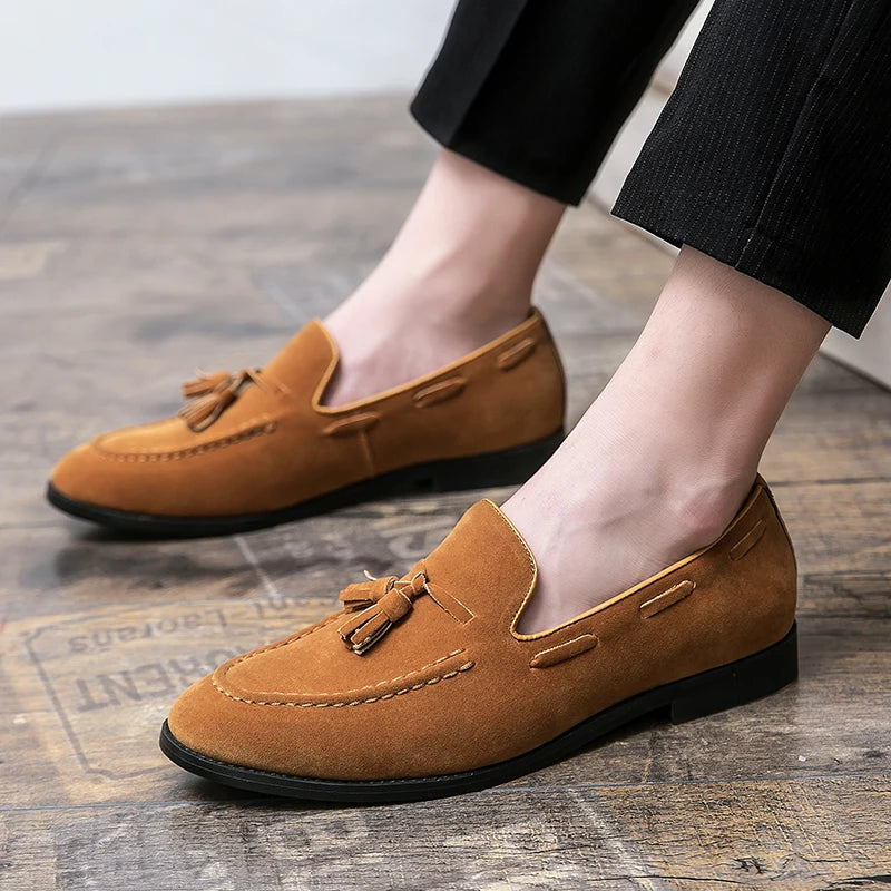2025 New Spring Soft Suede Loafers for Men Tassel Slip On Leather Casual Shoes Yellow Moccasins Classic Business Shoes Luxury
