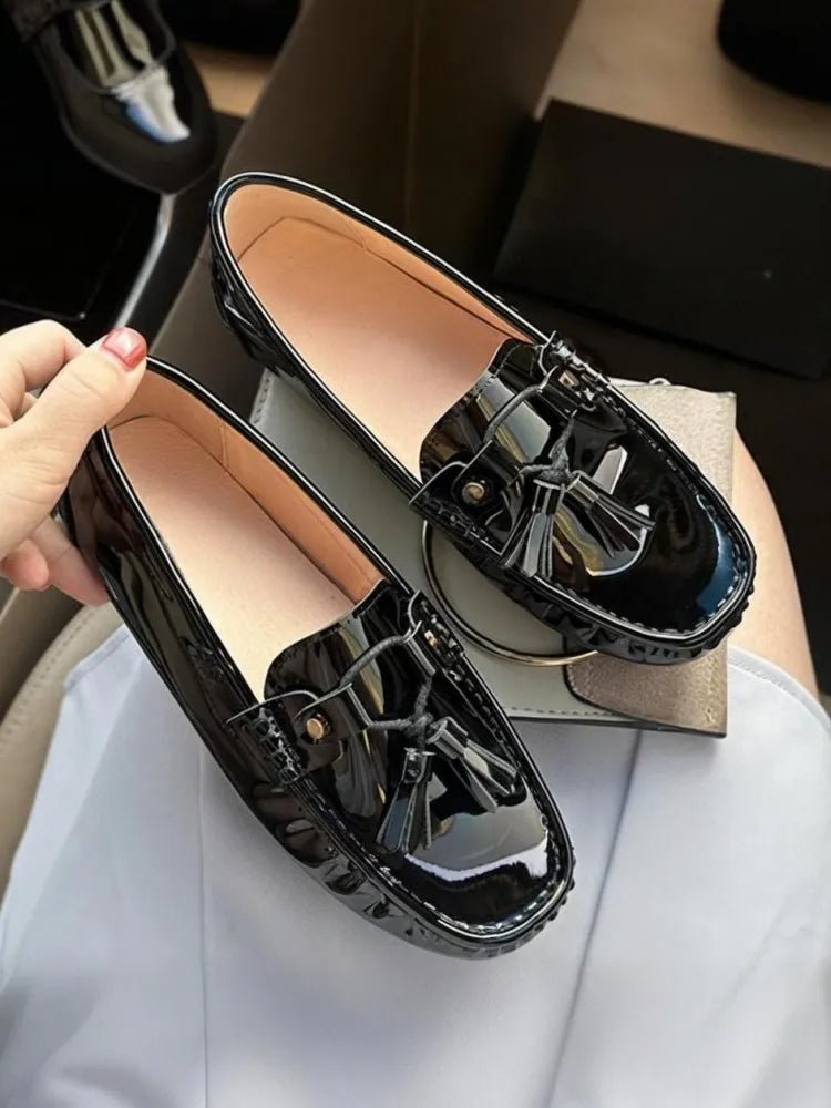 Office Ladies Comfortable Breathable Genuine Leather Flats Breathable Fashion Tassel Spring Summer Women Patent Leather Loafers