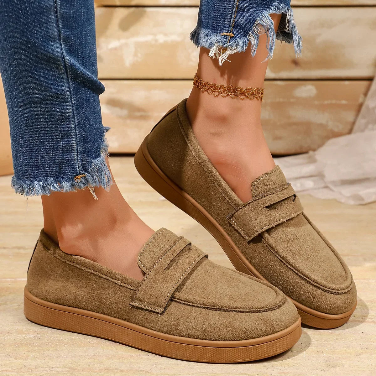 Women's Tassel Slip on Loafers Fashion Comfort Outdoor Flats Casual Shoes Daily Walking Shoes British Style Suede Sneakers 43