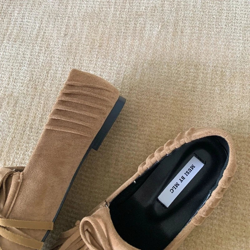 Fashion Tassel Bow Embellished Flats for Women High Quality Faux Suede Loafers Novelty Pleated Design Comfortable Women Shoes