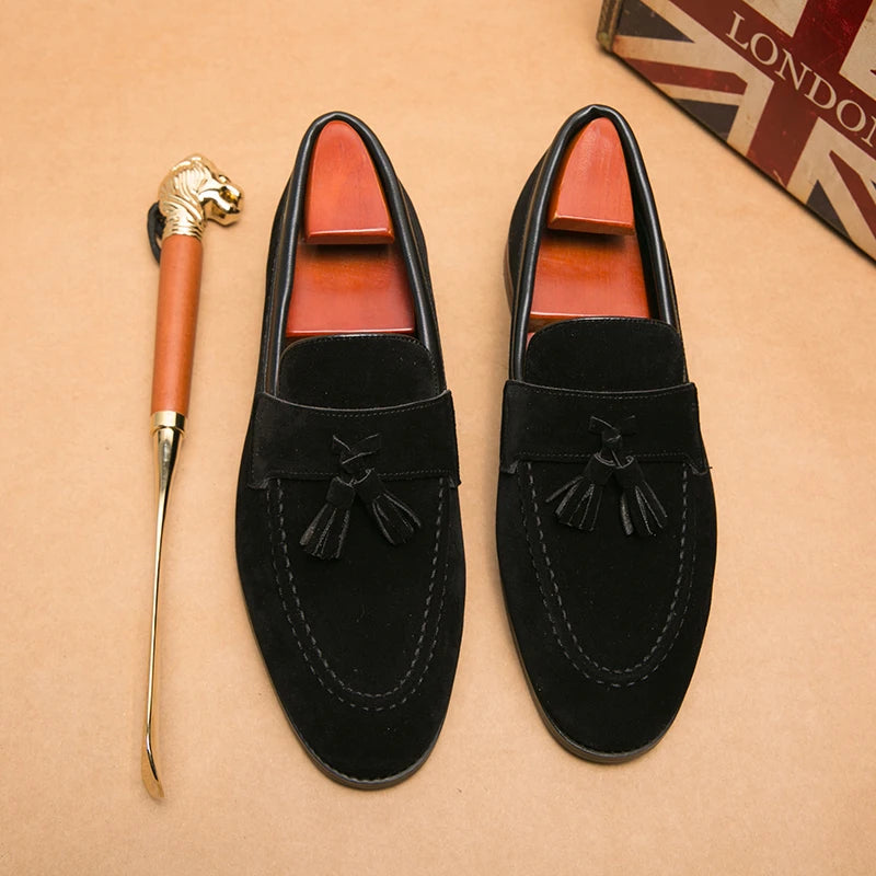 High Quality New Men's Tassel Pointed Soft Soled Gentleman's Moccasin Fashionable Comfortable Suede Breathable Casual Loafers