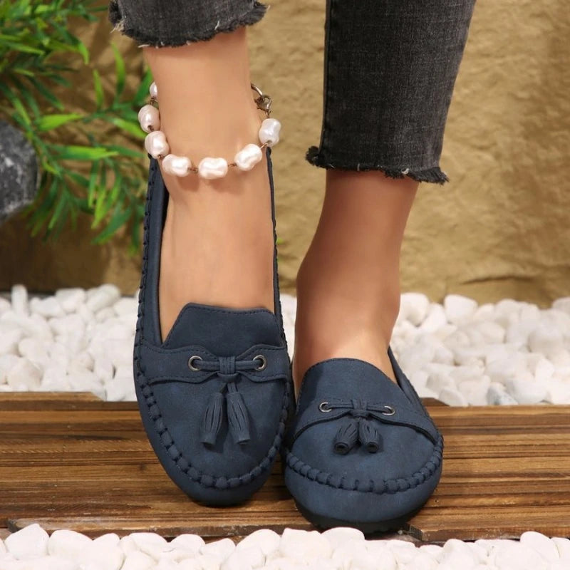 Women Tassel Moccasins Loafers PU Slip‑on Flat Shoes Comfort Walking Shoes Ladies Round Toe Casual Driving Flats for Daily Wear