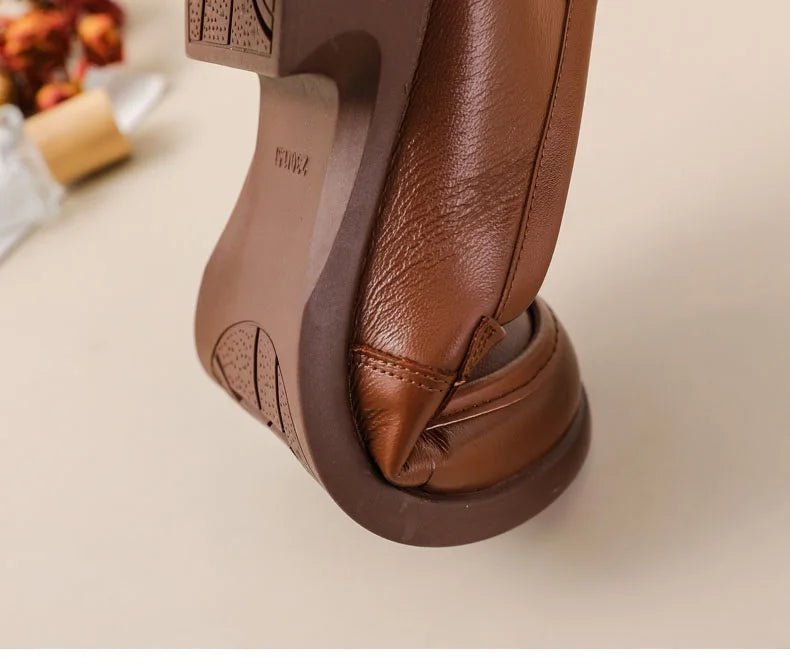 DRKANOL Fashion Genuine Leather Pumps Women Slip On Loafers British Style Retro Round Toe Metal Thick Heel Casual Shoes Big Size