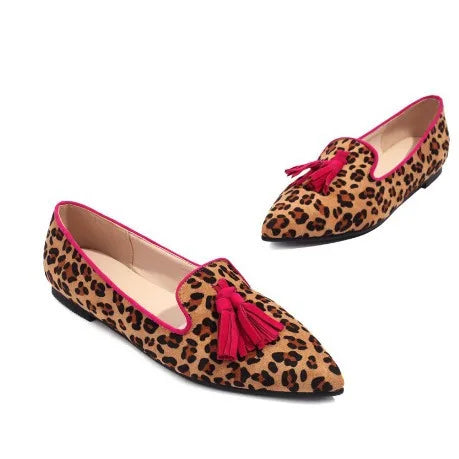 Women Tassel Pointed Toe Flat Shoes New Low Heel Slip on Shoes Casual Breathable Ballet Flats Loafers Women Daily Walking Shoes