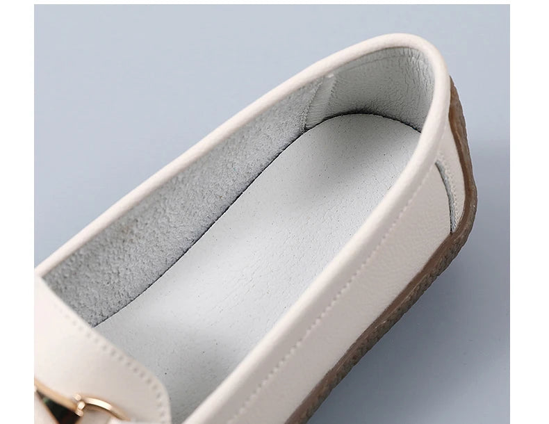 2024 New Women Shoes Flats Leather Moccasins Sneakers Woman Casual Shoes Slip-on Loafers Female Boat Shoes Big Size 44