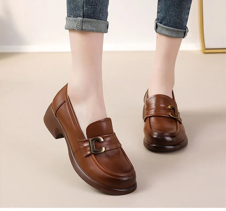 DRKANOL Fashion Genuine Leather Pumps Women Slip On Loafers British Style Retro Round Toe Metal Thick Heel Casual Shoes Big Size
