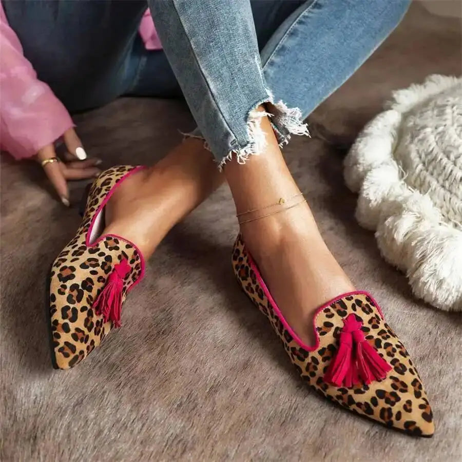 Cow Print Pointed Toe Loafers Women Shoes Tassel Slip‑on Casual Flat Shoes