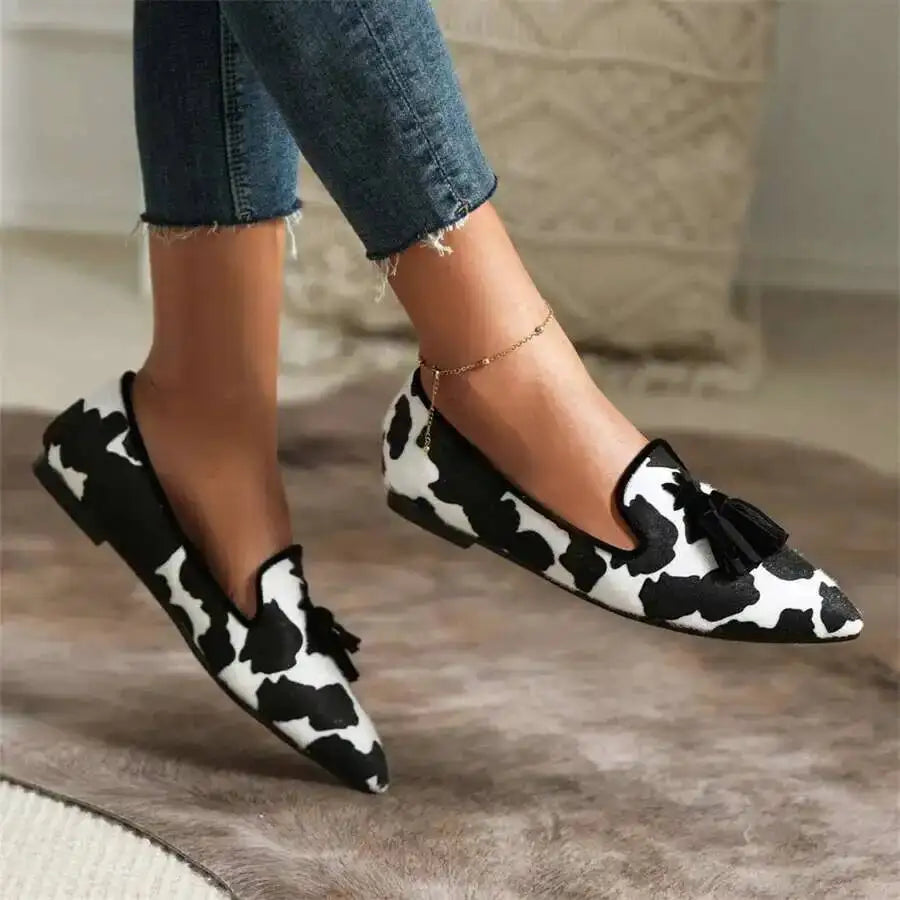 Cow Print Pointed Toe Loafers Women Shoes Tassel Slip‑on Casual Flat Shoes