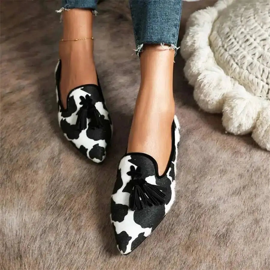 Cow Print Pointed Toe Loafers Women Shoes Tassel Slip‑on Casual Flat Shoes