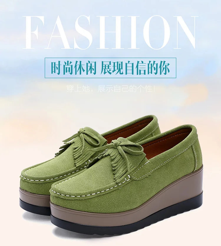 2025 Spring Platform Leather Flats Slip on Sneakers Designer Tassel Fringe Loafer Moccasins Fashon Green Suede Shoes of Women