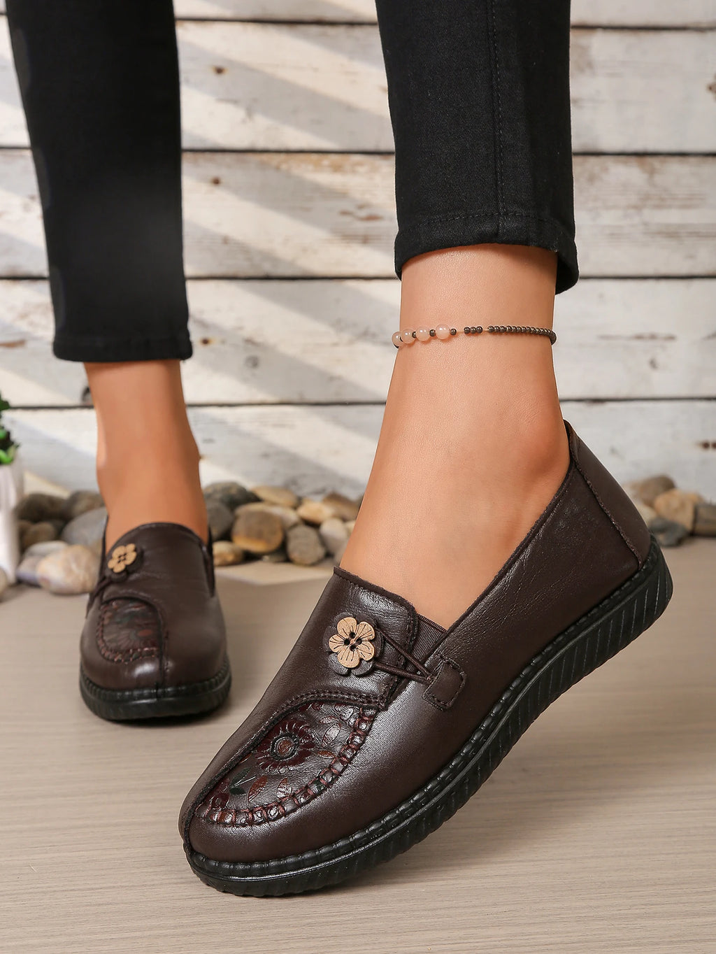 Women's Spring Autumn Leather Loafers Floral Embossed Slip‑On Flats Anti‑Slip Comfort Casual Mom Daily Walking Free Shipping