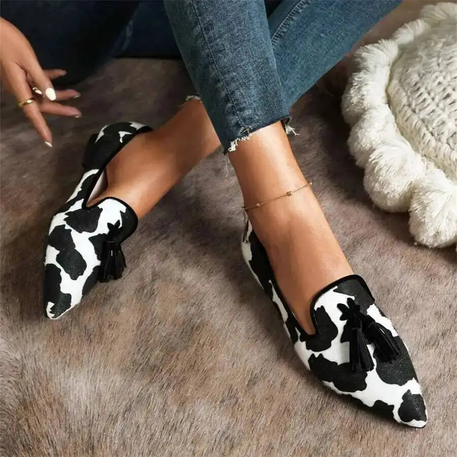 Cow Print Pointed Toe Loafers Women Shoes Tassel Slip‑on Casual Flat Shoes