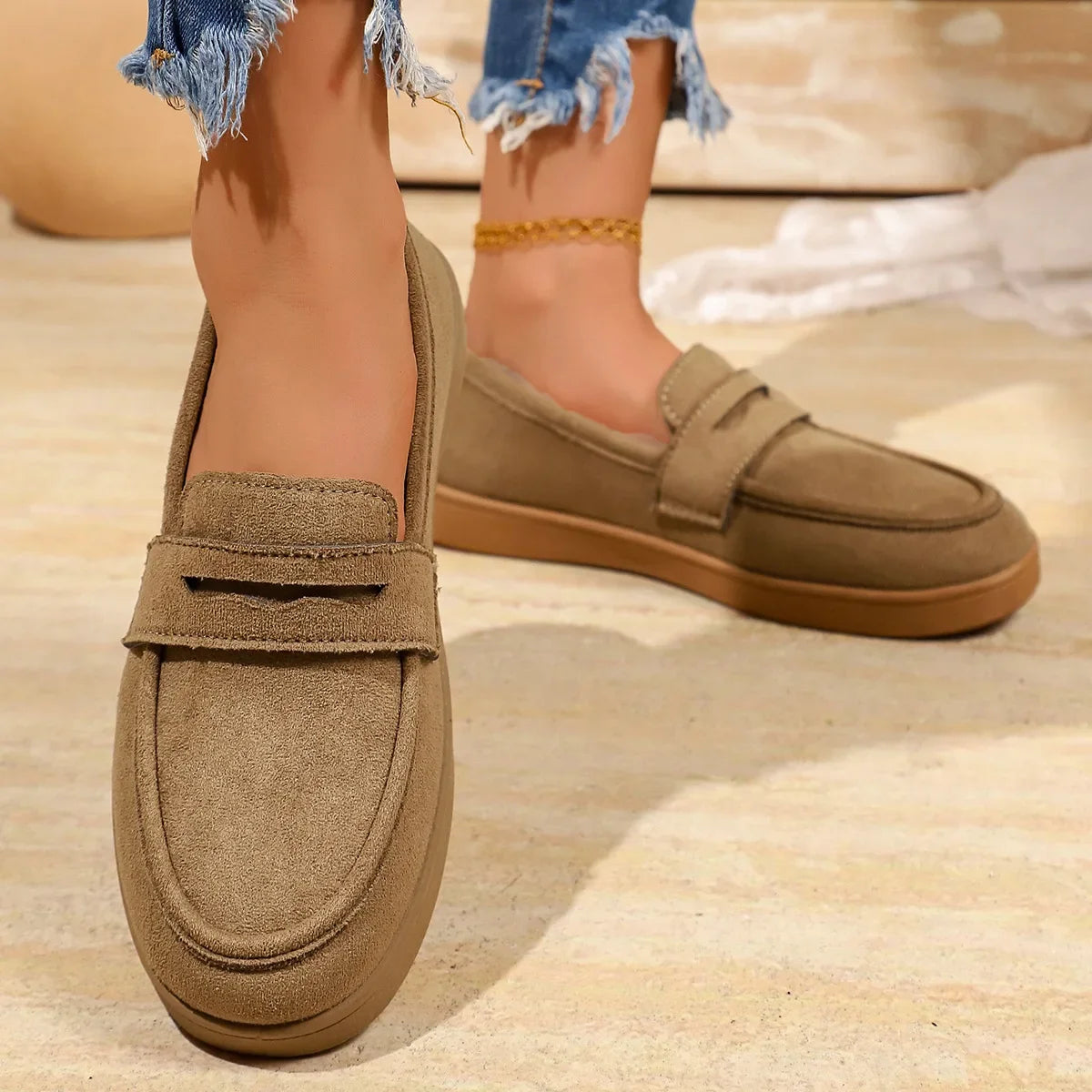 Women's Tassel Slip on Loafers Fashion Comfort Outdoor Flats Casual Shoes Daily Walking Shoes British Style Suede Sneakers 43