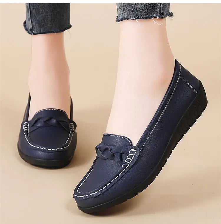 Genuine Leather Women Flats Fashion Soft Flat Shoes Moccasins Shoes Women Casual Ballet Flats Retro Zapatos De Mujer Plus Size