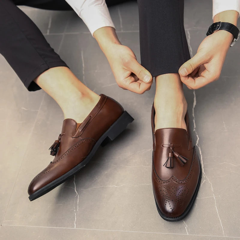 Luxury Men Loafers Tassels Soft Moccasins Spring Black Shoes Man High Quality Mens Shoes Casual Leather Driving Flats Size 38-48