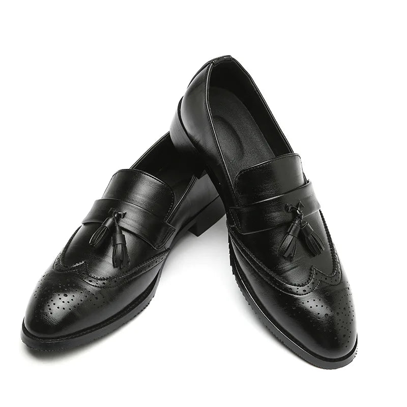 Luxury Men Leather Loafers designer Tassels Brogue Shoes Male Wedding Shoes Fashion High Quality Men Casual Shoes Big Size 37-48
