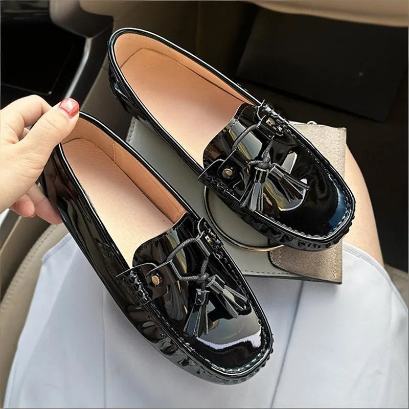 Office Ladies Comfortable Breathable Genuine Leather Flats Breathable Fashion Tassel Spring Summer Women Patent Leather Loafers