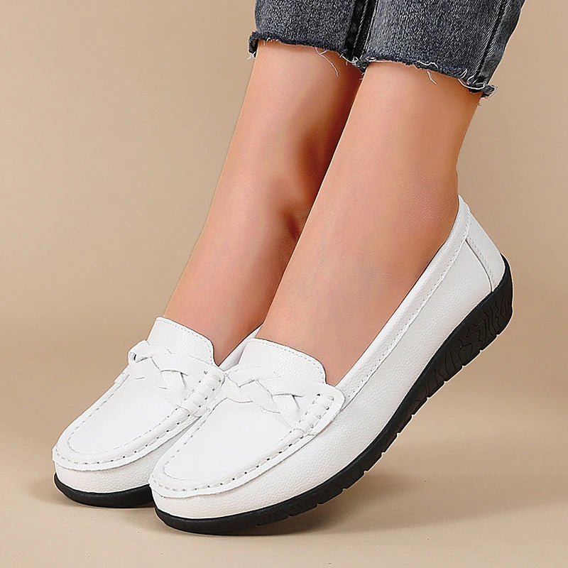 Genuine Leather Women Flats Fashion Soft Flat Shoes Moccasins Shoes Women Casual Ballet Flats Retro Zapatos De Mujer Plus Size