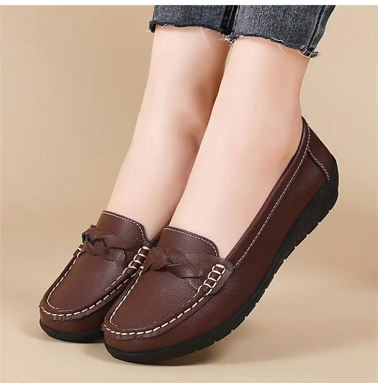 Genuine Leather Women Flats Fashion Soft Flat Shoes Moccasins Shoes Women Casual Ballet Flats Retro Zapatos De Mujer Plus Size