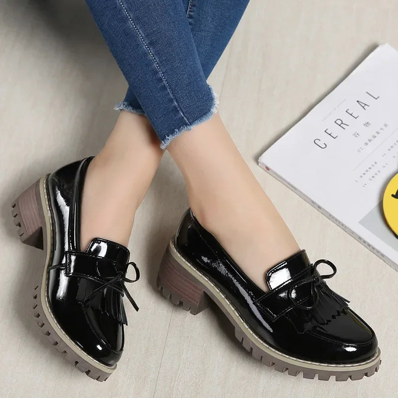 Loveontop Women Loafers Tassel Moccasins Bow-knot Round Toe Spring Autumn Ladies Slip-On Flats Handmade Genuine Leather Retro