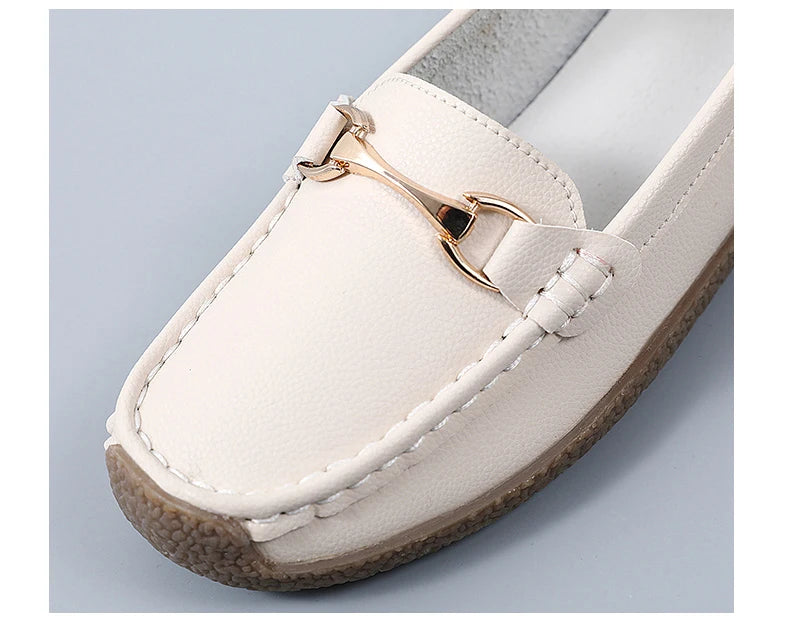 2024 New Women Shoes Flats Leather Moccasins Sneakers Woman Casual Shoes Slip-on Loafers Female Boat Shoes Big Size 44