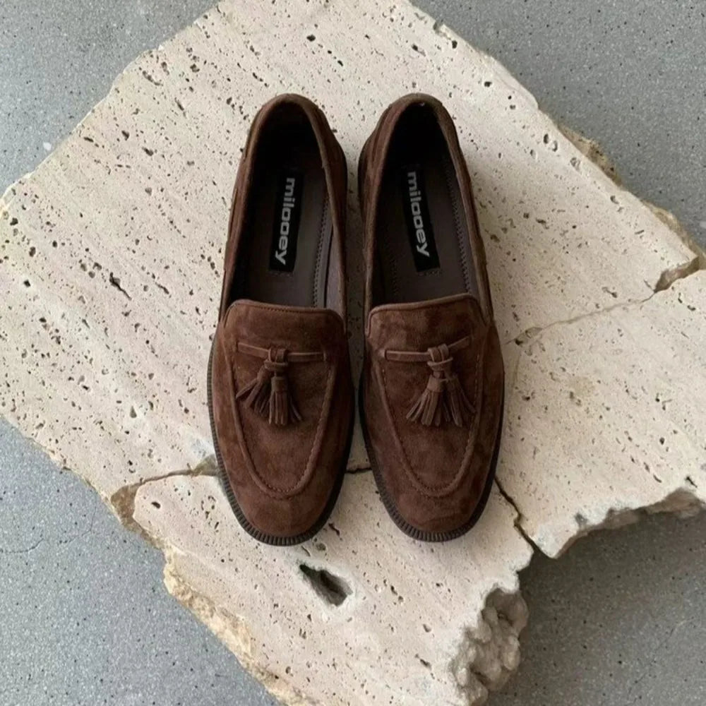 Casual Loafers Women Suede Tassel Round Toe Non-Slip Flat Shoes Women Flat Comfortable Vintage Loafers