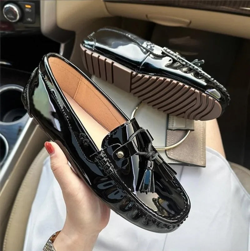 Office Ladies Comfortable Breathable Genuine Leather Flats Breathable Fashion Tassel Spring Summer Women Patent Leather Loafers