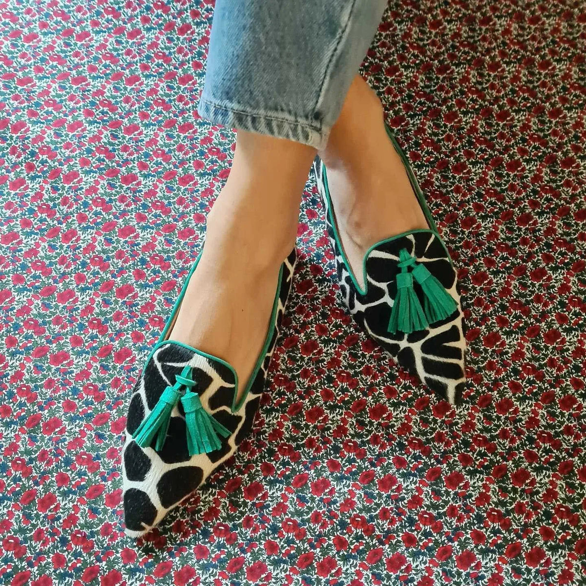 Women Tassel Pointed Toe Flat Shoes New Low Heel Slip on Shoes Casual Breathable Ballet Flats Loafers Women Daily Walking Shoes