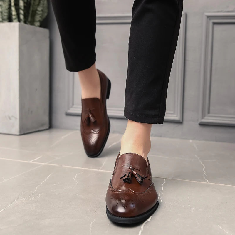 Luxury Men Loafers Tassels Soft Moccasins Spring Black Shoes Man High Quality Mens Shoes Casual Leather Driving Flats Size 38-48