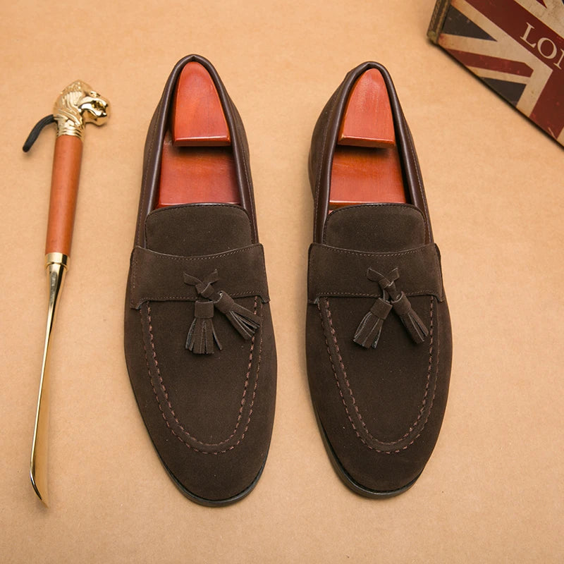 High Quality New Men's Tassel Pointed Soft Soled Gentleman's Moccasin Fashionable Comfortable Suede Breathable Casual Loafers