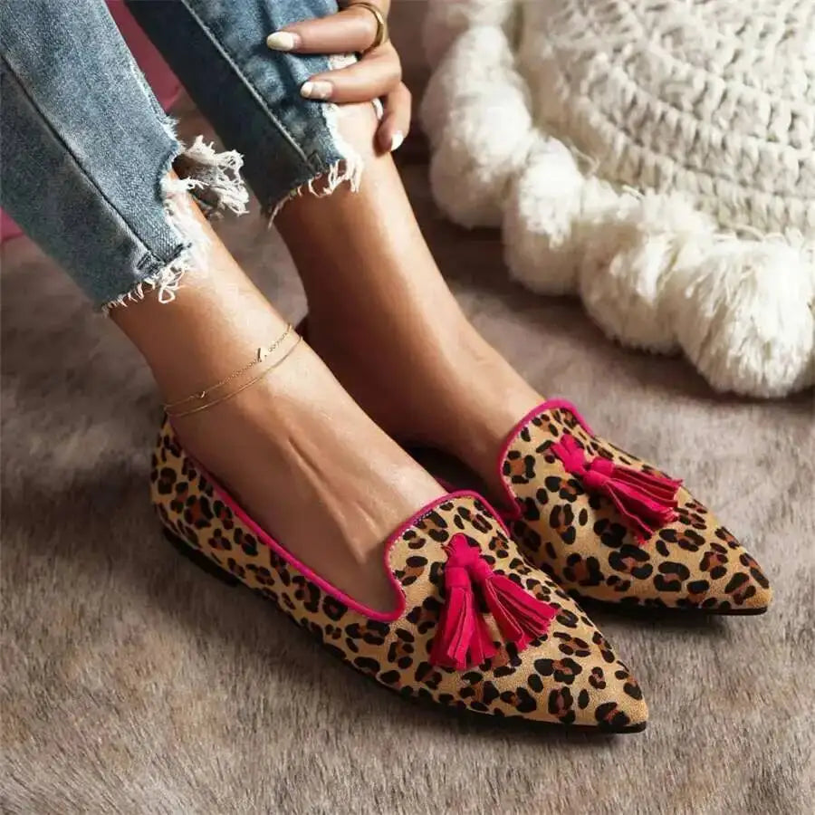 Cow Print Pointed Toe Loafers Women Shoes Tassel Slip‑on Casual Flat Shoes