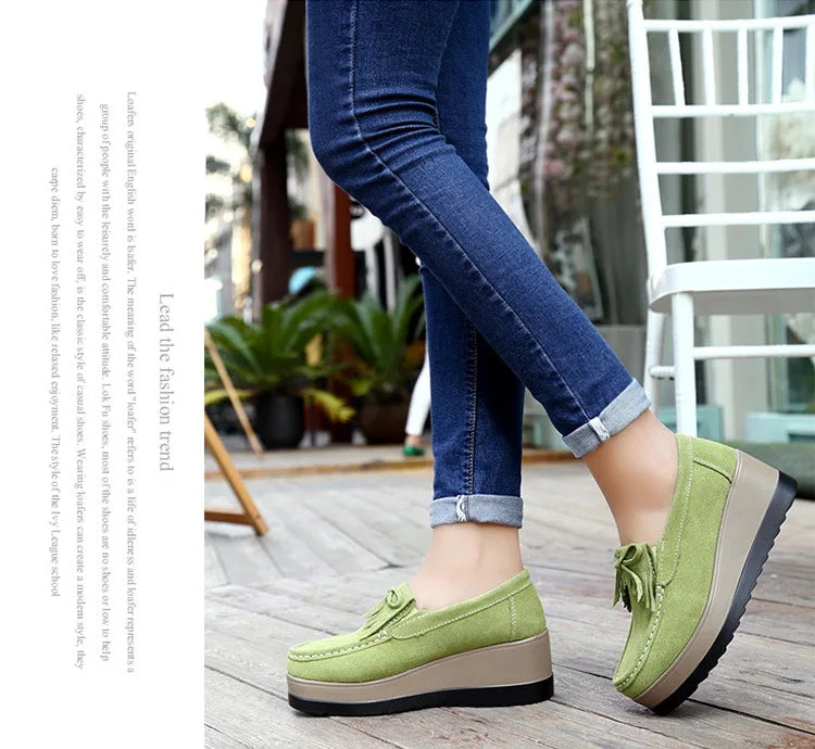 2025 Spring Platform Leather Flats Slip on Sneakers Designer Tassel Fringe Loafer Moccasins Fashon Green Suede Shoes of Women
