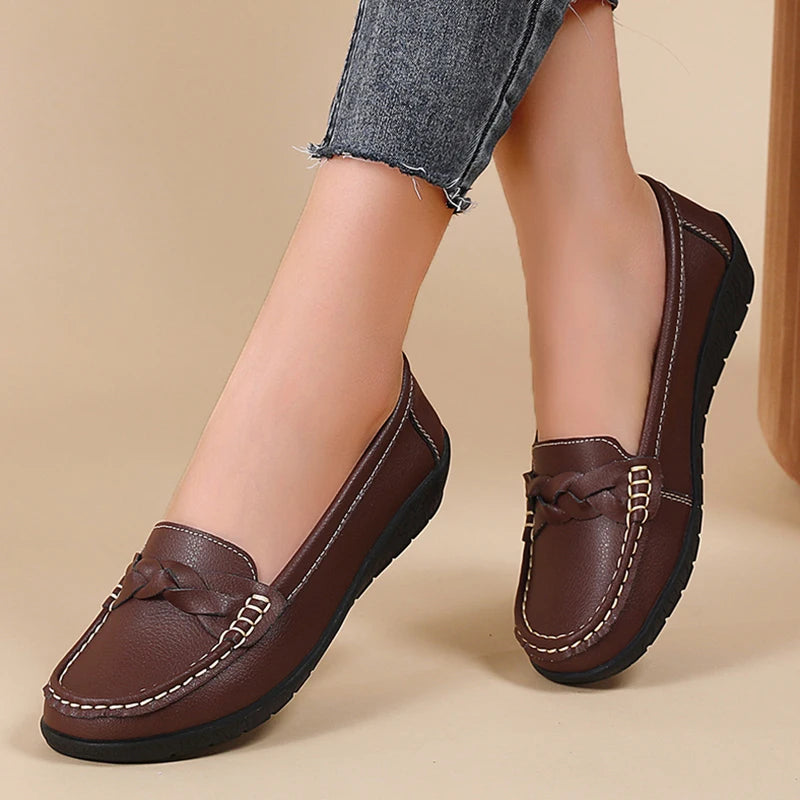 Genuine Leather Women Flats Fashion Soft Flat Shoes Moccasins Shoes Women Casual Ballet Flats Retro Zapatos De Mujer Plus Size