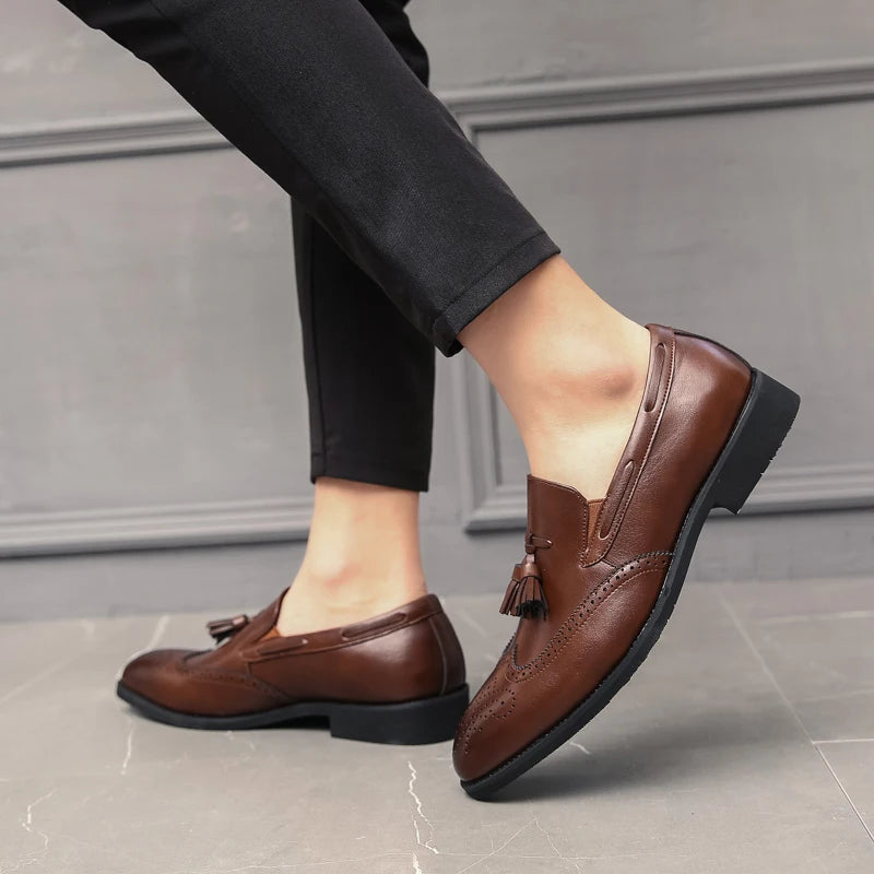 Luxury Men Loafers Tassels Soft Moccasins Spring Black Shoes Man High Quality Mens Shoes Casual Leather Driving Flats Size 38-48
